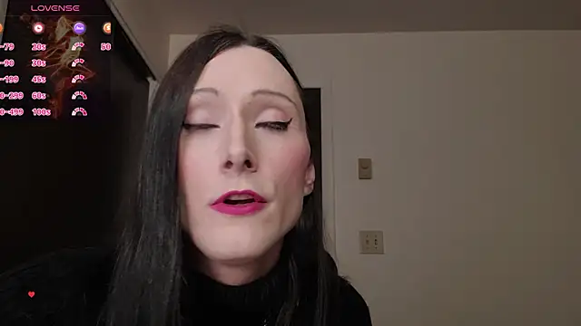 Ivyrose4999 online show from April 12, 2026, 6:33 pm