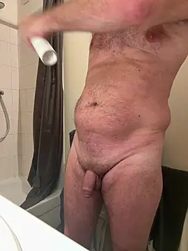 Snapshot of vincent1522 chatting on July 10, 2026, 6:13 am vincent1522 online show from July 10, 2026, 6:13 am