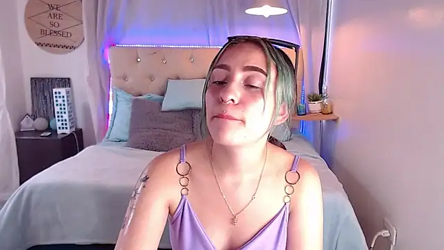 melodygirl   online show from March 2, 2025, 8:14 pm