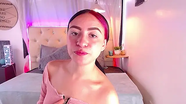 melodygirl   online show from March 15, 2025, 1:07 pm