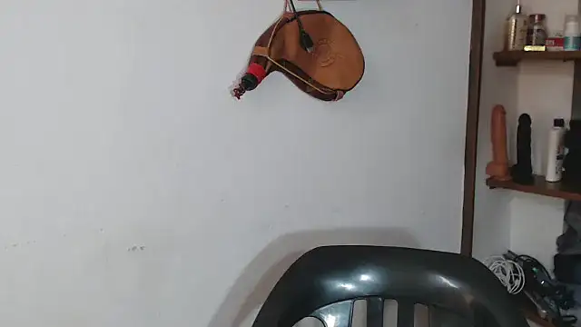 Snapshot of Antoneella_vz chatting on October 25, 2025, 3:01 pm Antoneella vz online show from October 25, 2025, 3:01 pm