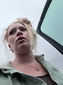 kcmo1010 online show from December 13, 2025, 8:04 pm