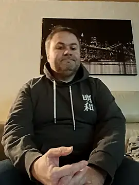 Snapshot of Pourleplasirs chatting on February 20, 2025, 9:42 pm Pourleplasirs online show from February 20, 2025, 9:42 pm