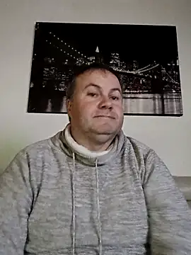 Pourleplasirs online show from December 18, 2025, 10:24 pm