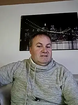 Pourleplasirs online show from November 30, 2025, 9:37 pm