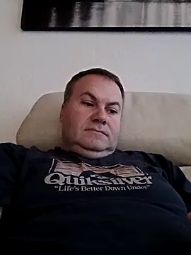 Pourleplasirs online show from November 11, 2025, 1:17 pm