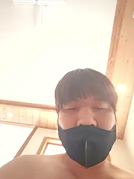 Tyyyggjju online show from November 16, 2025, 4:17 am