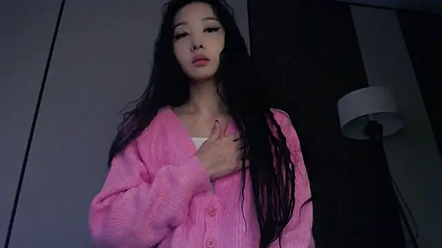 Snapshot of Fudzik0 chatting on February 9, 2026, 6:55 am Fudzik0 online show from February 9, 2026, 6:55 am