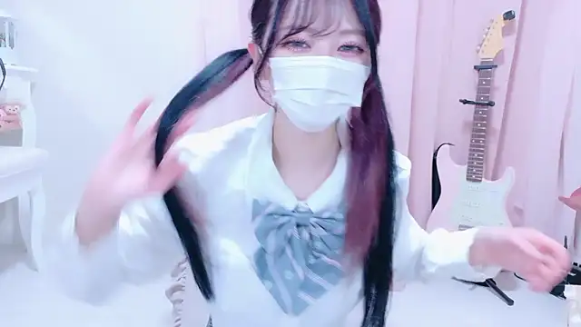 Megu-mimi online show from October 26, 2025, 4:51 pm