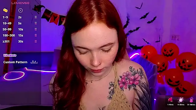 Maya Light online show from November 9, 2025, 1:42 am