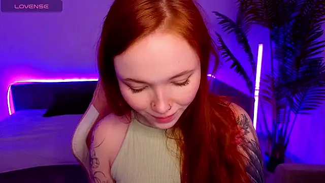 Maya Light online show from December 4, 2025, 8:24 am