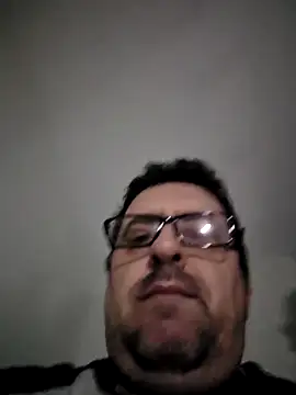 Usame como quieras online show from March 17, 2026, 4:26 am