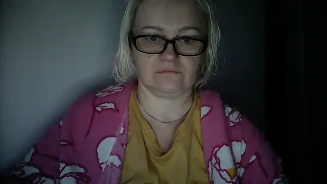 Mayya4321 online show from November 11, 2025, 6:08 am