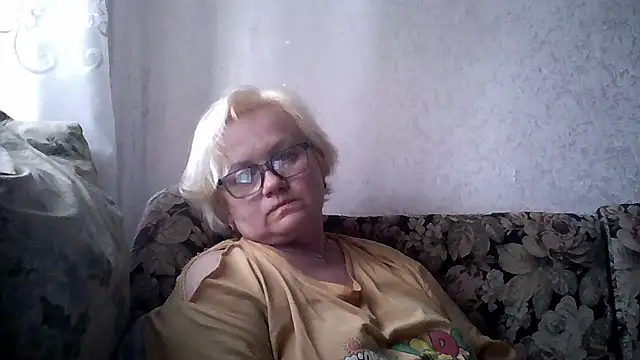 Mayya4321 online show from May 21, 2026, 10:01 am