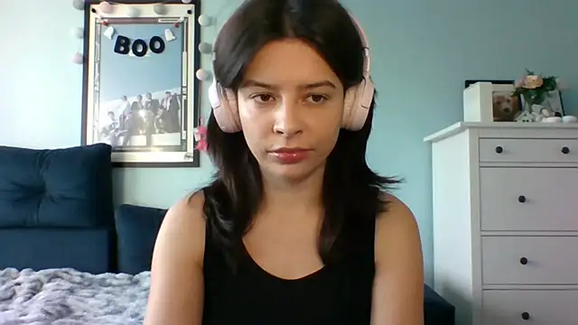 LariceSexy online show from October 13, 2025, 12:07 pm