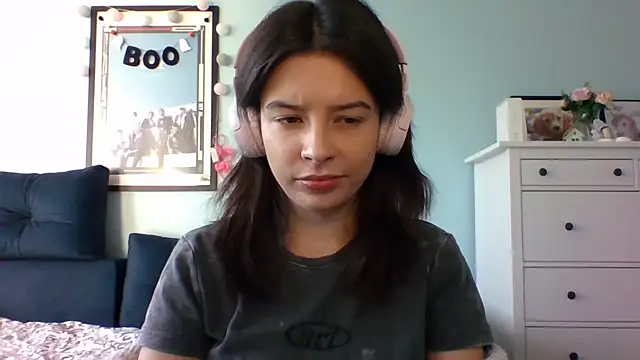 LariceSexy online show from October 20, 2025, 12:17 pm