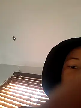 Snapshot of bhebha_ chatting on July 9, 2026, 8:15 am bhebha online show from July 9, 2026, 8:15 am