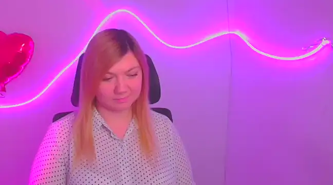 Snapshot of Lola_moree chatting on February 21, 2025, 1:00 pm Lola moree online show from February 21, 2025, 1:00 pm