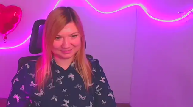 Snapshot of Lola_moree chatting on February 22, 2025, 9:45 am Lola moree online show from February 22, 2025, 9:45 am