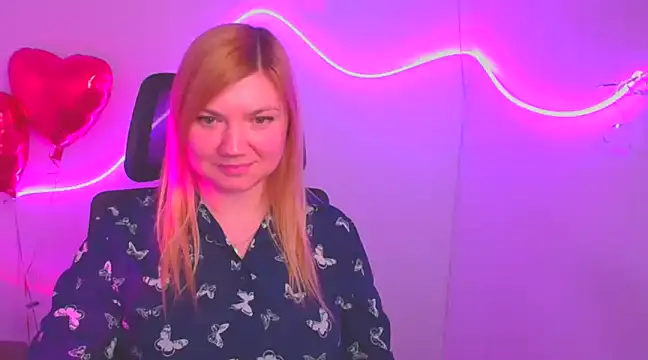 Snapshot of Lola_moree chatting on March 5, 2025, 3:40 pm Lola moree online show from March 5, 2025, 3:40 pm