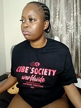 Cherry-brown55 online show from December 2, 2025, 1:28 am