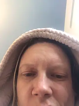 blondey206 online show from March 14, 2025, 9:35 am