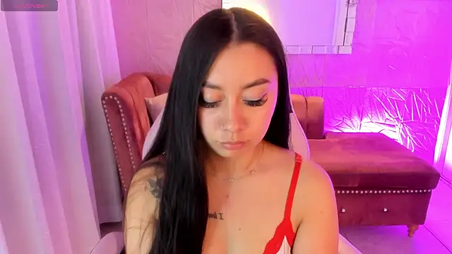 Snapshot of miss_isabella_m chatting on July 3, 2026, 1:50 pm miss isabella m online show from July 3, 2026, 1:50 pm