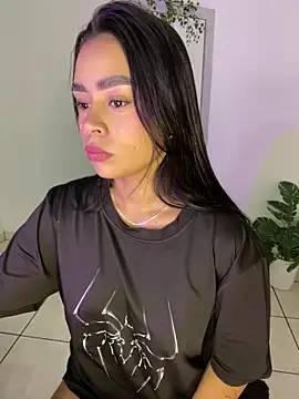 meli ortiz  online show from March 26, 2026, 2:37 pm