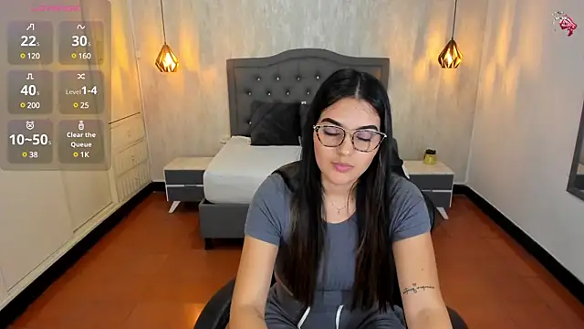 Snapshot of Hadley_ chatting on February 25, 2025, 3:31 am Hadley online show from February 25, 2025, 3:31 am