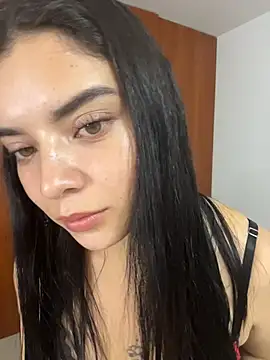 eileensophi online show from March 28, 2026, 2:45 am