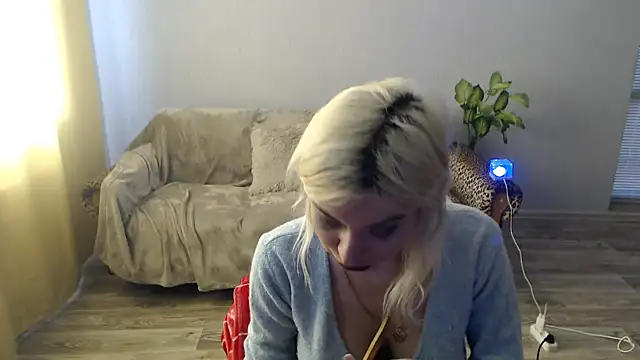 Snapshot of SexyBeatriice chatting on March 1, 2026, 7:19 am SexyBeatriice online show from March 1, 2026, 7:19 am