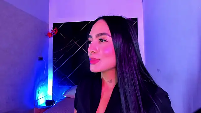 Snapshot of Estefy_gomez09 chatting on June 1, 2026, 1:11 pm Estefy gomez09 online show from June 1, 2026, 1:11 pm