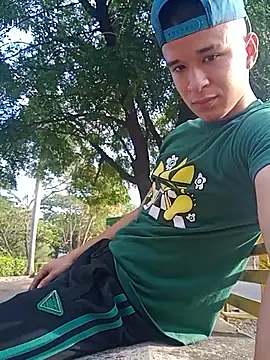 arevalo1124 online show from September 16, 2025, 9:38 pm