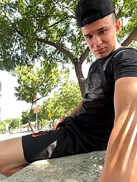 arevalo1124 online show from November 15, 2025, 2:32 pm