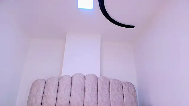 Snapshot of sharlott_miller chatting on January 7, 2026, 11:59 am sharlott miller online show from January 7, 2026, 11:59 am