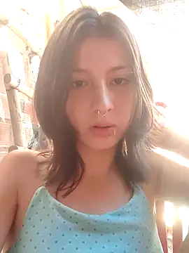 Maiden-Hot online show from November 10, 2025, 1:49 pm