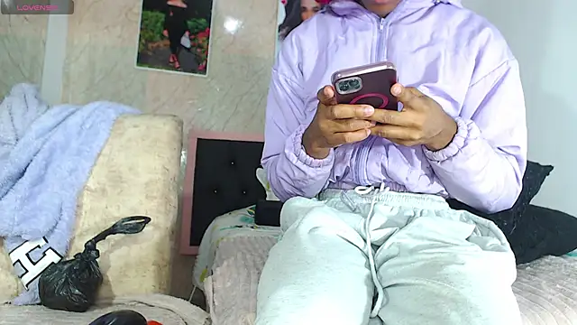 Snapshot of k_stormi_ chatting on November 8, 2025, 1:31 am k stormi online show from November 8, 2025, 1:31 am