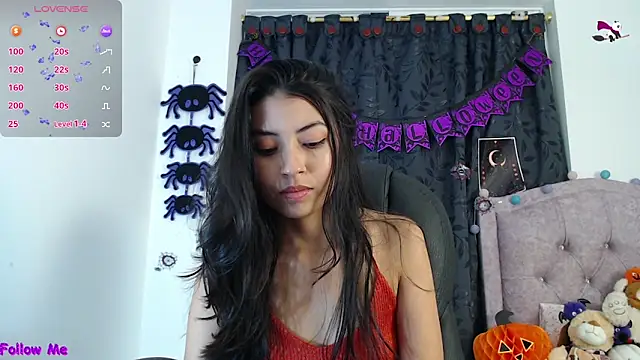 Snapshot of ellajonz chatting on October 8, 2025, 12:34 am ellajonz online show from October 8, 2025, 12:34 am