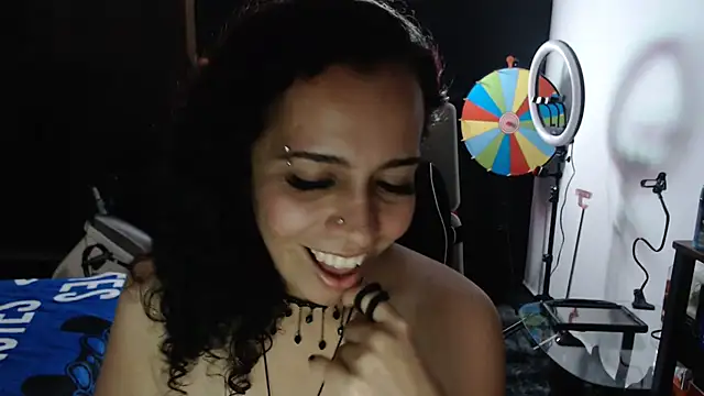 Snapshot of AliceSweet4U chatting on March 16, 2025, 8:32 am AliceSweet4U online show from March 16, 2025, 8:32 am