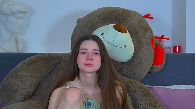 Snapshot of AmeliaFlares chatting on November 5, 2025, 6:33 pm AmeliaFlares online show from November 5, 2025, 6:33 pm