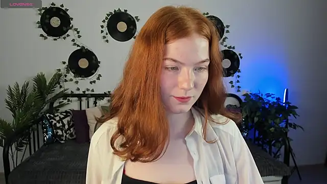 SophieOuld online show from March 1, 2025, 10:24 am
