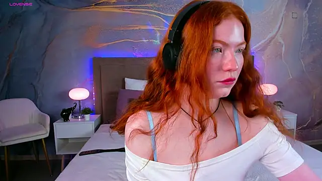 SophieOuld online show from September 25, 2025, 2:50 am