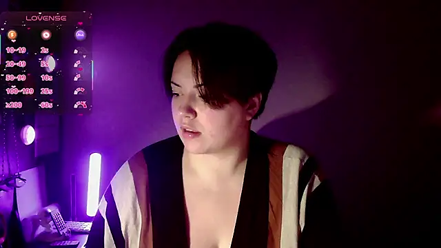 BlackkkVelvet online show from December 16, 2025, 10:36 pm