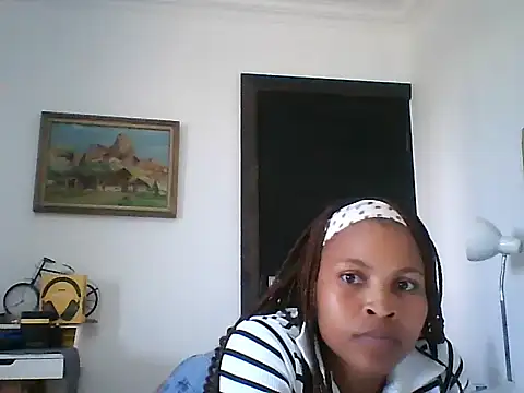 Snapshot of ebonyjuicylips chatting on October 23, 2025, 12:59 pm ebonyjuicylips online show from October 23, 2025, 12:59 pm