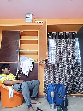 bigcock thick online show from April 6, 2026, 1:45 am