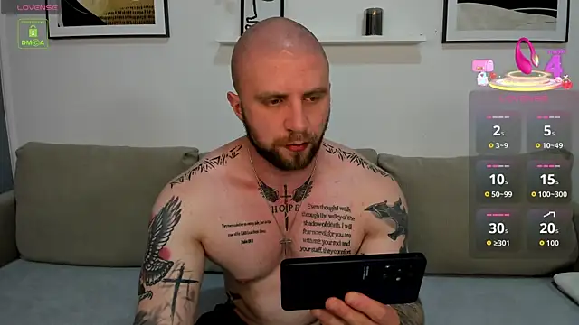 Snapshot of Gerard_Finbar chatting on November 9, 2025, 7:34 am Gerard Finbar online show from November 9, 2025, 7:34 am