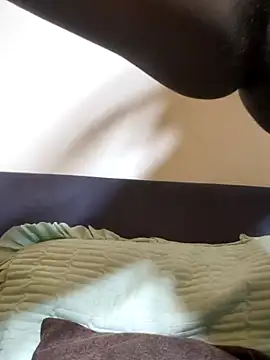 Snapshot of johnlovex chatting on October 2, 2025, 10:13 pm johnlovex online show from October 2, 2025, 10:13 pm