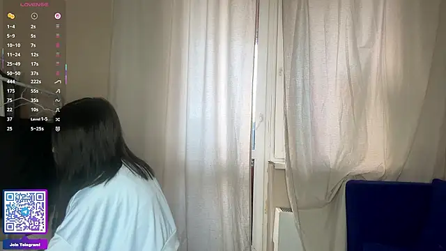 Snapshot of ErlinaBuoy chatting on March 26, 2026, 6:33 am ErlinaBuoy online show from March 26, 2026, 6:33 am