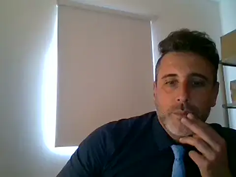 66MA69 online show from March 18, 2025, 6:06 pm