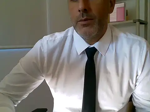 66MA69 online show from September 9, 2025, 9:30 am